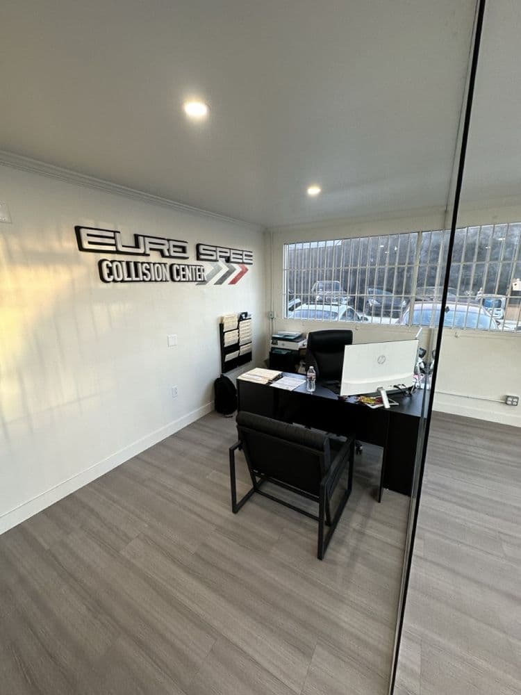 Euro Spec Collision office and customer area